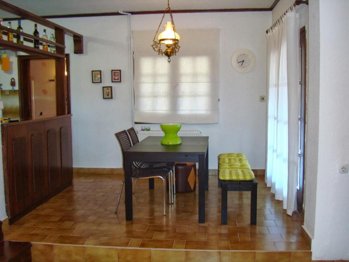 Villa Afroditi Vrasná Dış mekan fotoğraf